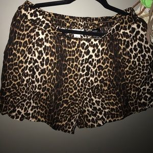 **NWOT** Leopard print shorts.