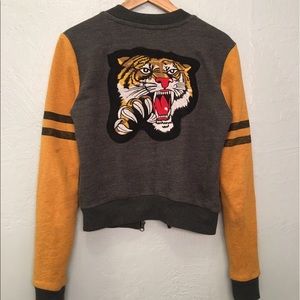 🐯 TIGER BOMBER JACKET FROM PRETTY LITTLE LIARS 🐯