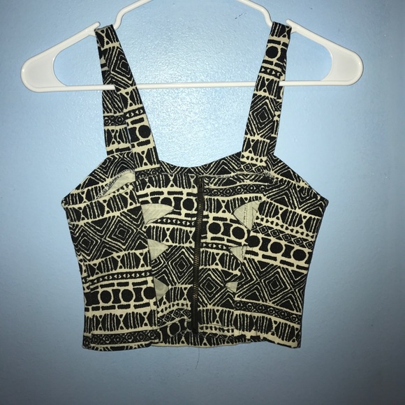 Crop topsss - Picture 5 of 8