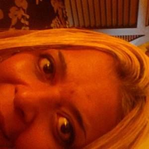 Meet your Posher, Lakia