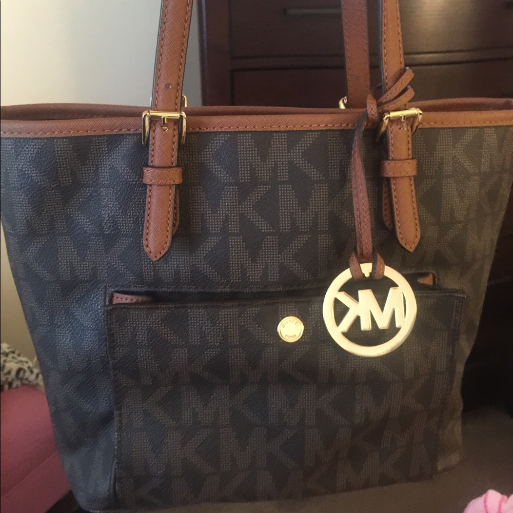 Micheal Kors Small tote 👜 bag