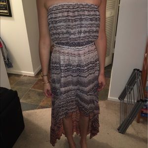 Patterned multi color Gypsy 05 High Low. Size M