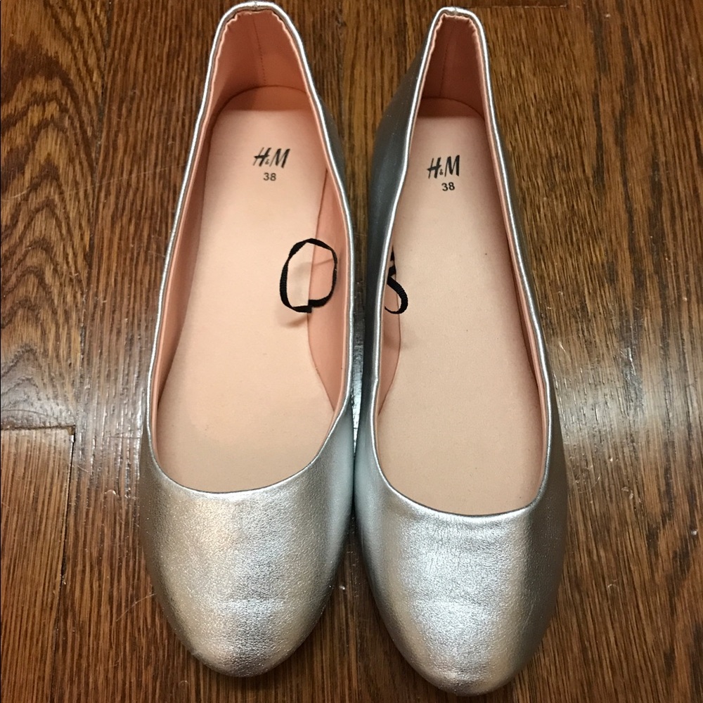 H&M flats