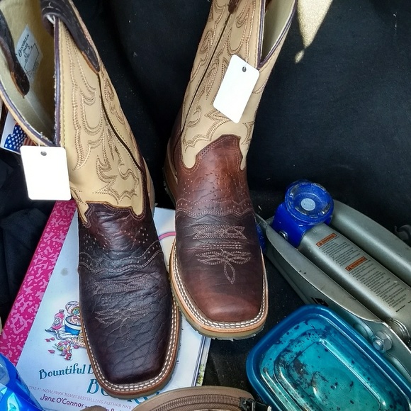 Boots doble H