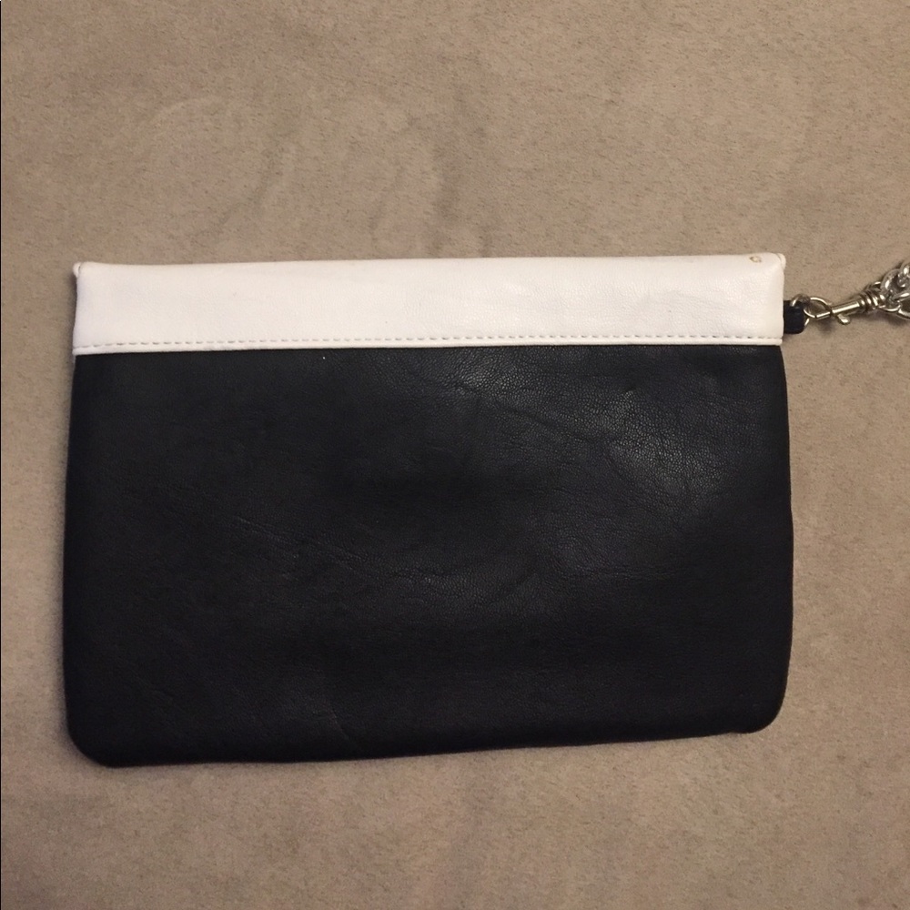 Express Wristlet - Picture 2 of 3