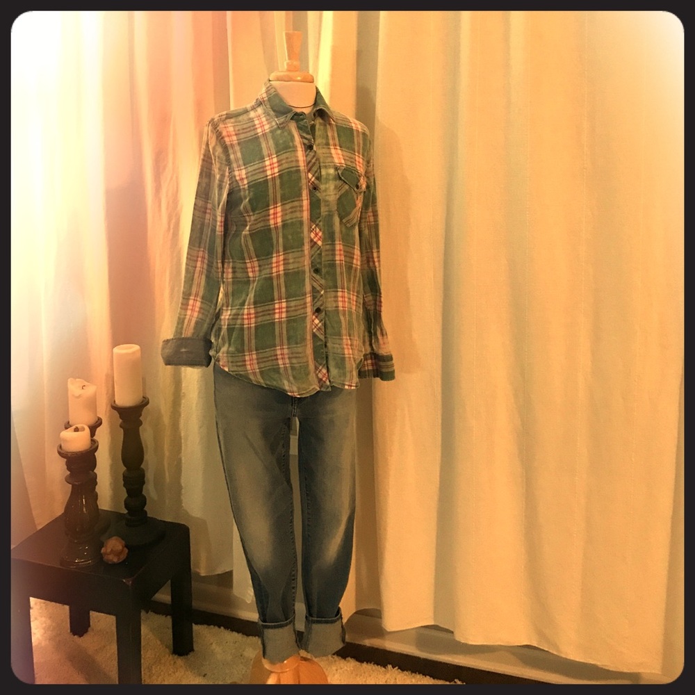 Soft light weight flannel shirt