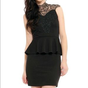 Black lace neck body con dress-cutest ever!! 👗