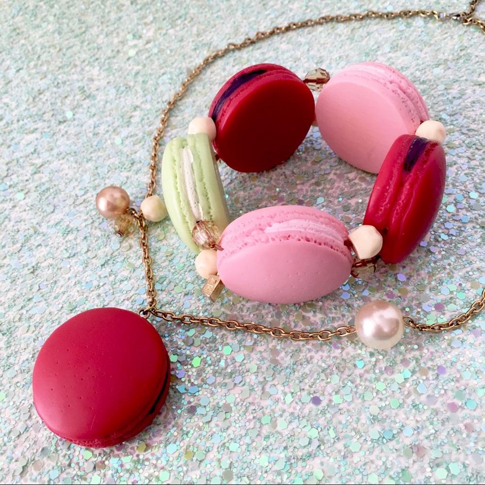 Lés Nereídes N2 'Rue de Macaron' HTF/Rare Set