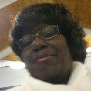 Meet your Posher, Evelyn