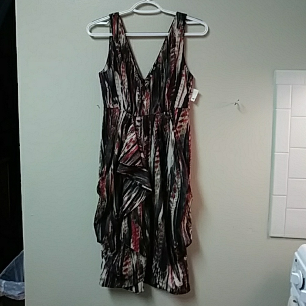H&M Ladies dress pleated perfect for a party!
