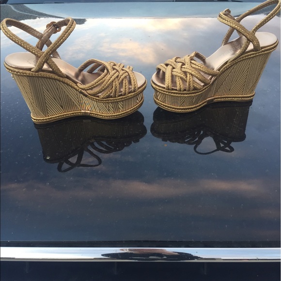 SOLD! Chanel gold wedge heels guaranteed authentic - Picture 4 of 5