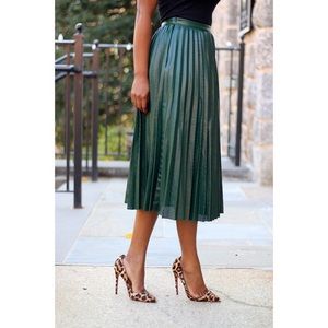 PRELOVED Eyelet Faux Leather Pleated Skirt