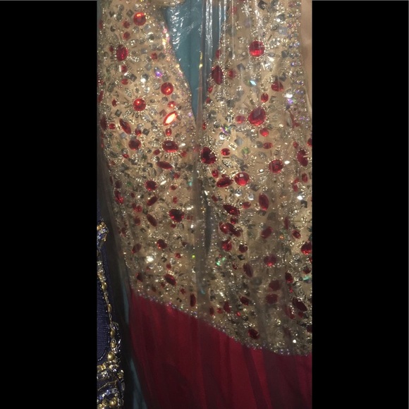 Beautiful Alyce Prom Dress - Picture 3 of 5