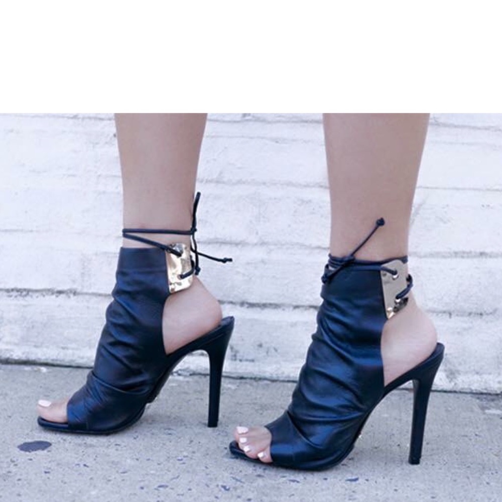 Schutz Mirtis lamb skin napa lace up heel