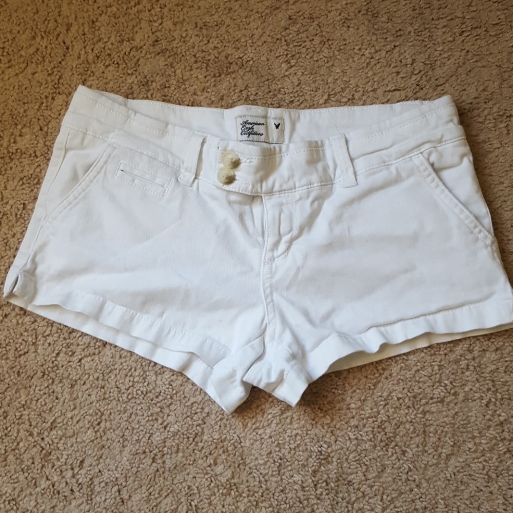 American Eagle Shorties in White