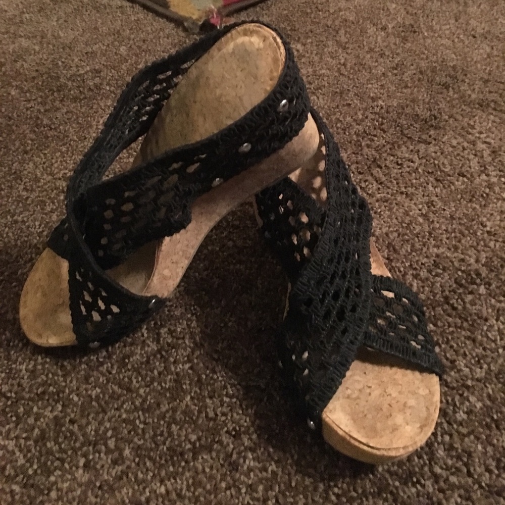 Wedge sandals