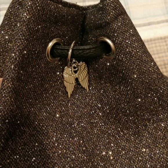 Victoria's secret sparkle bag - Picture 3 of 4