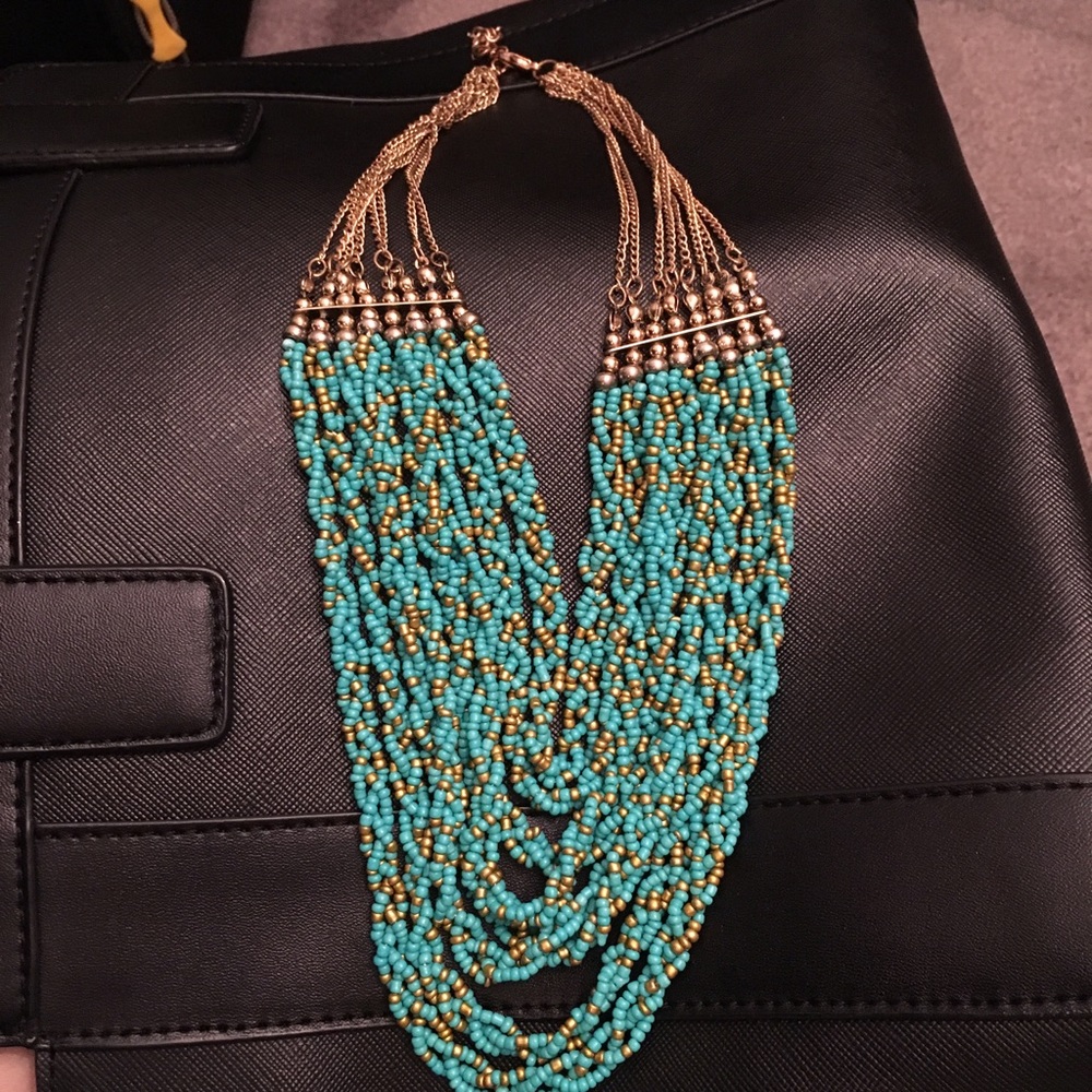 TURQUOISE & GOLD BEADED NECKLACE