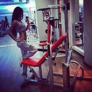 Meet your Posher, Feride