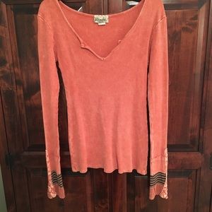 Gimmicks by BKE long sleeve waffle shirt