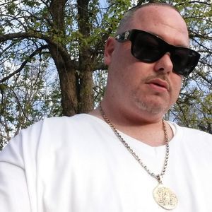 Meet your Posher, Bradley