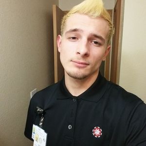 Meet your Posher, Dylan