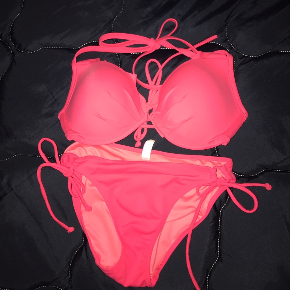 🔥FLASH SALE🔥BRAND NEW VS BIKINI