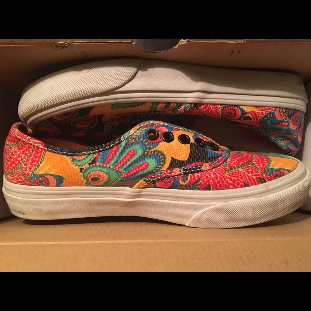 Peacock Vans