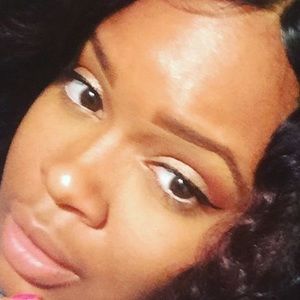 Meet your Posher, Eli