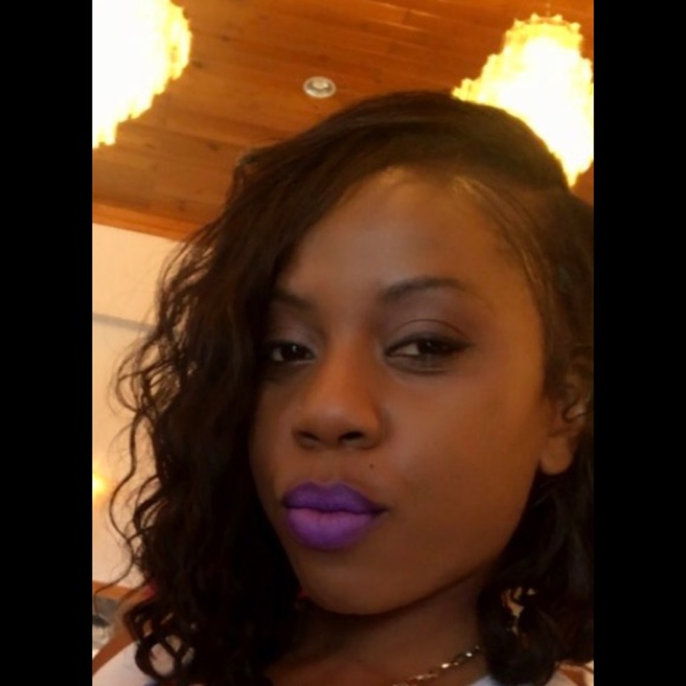 Meet your Posher, Tiffany