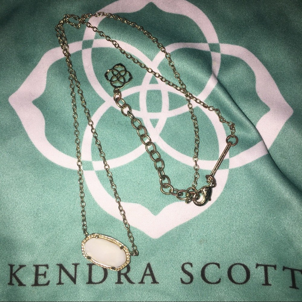 ❣️White Elisa Kendra Scott❣️