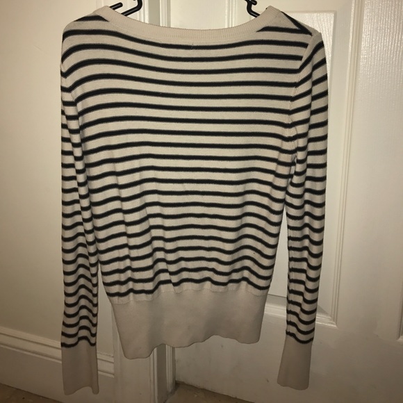 White and black cardigan - Picture 3 of 3