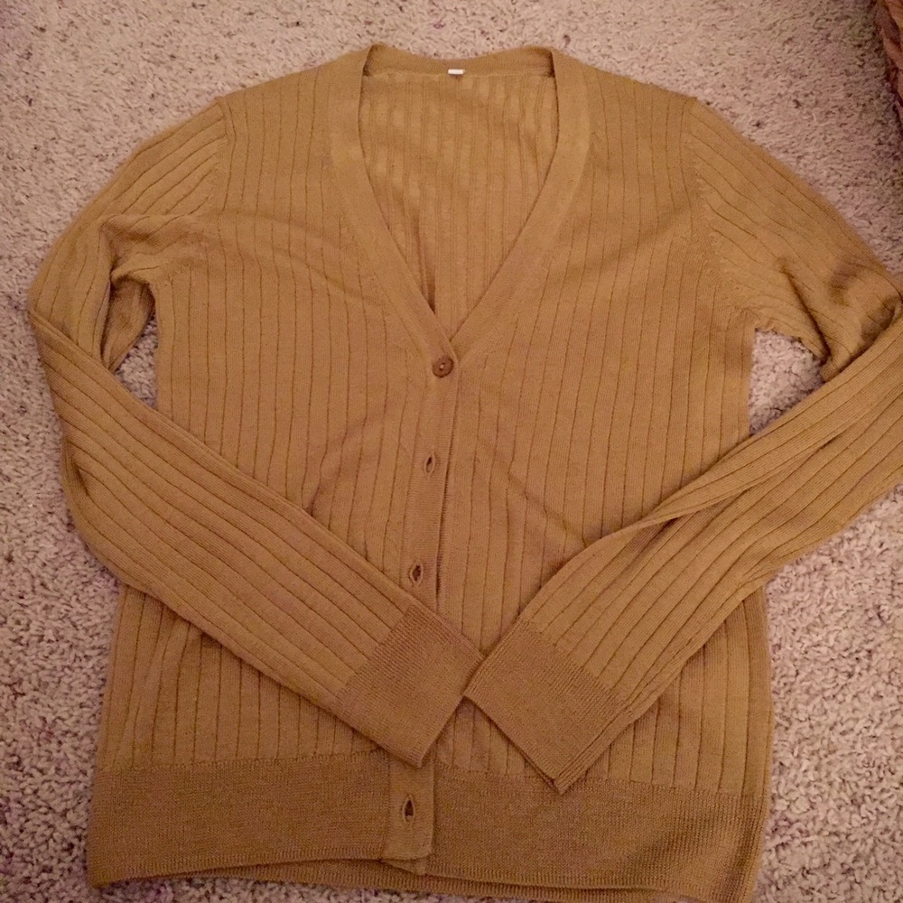 Sale❤️NWoT muji mustard color cardigan size Small
