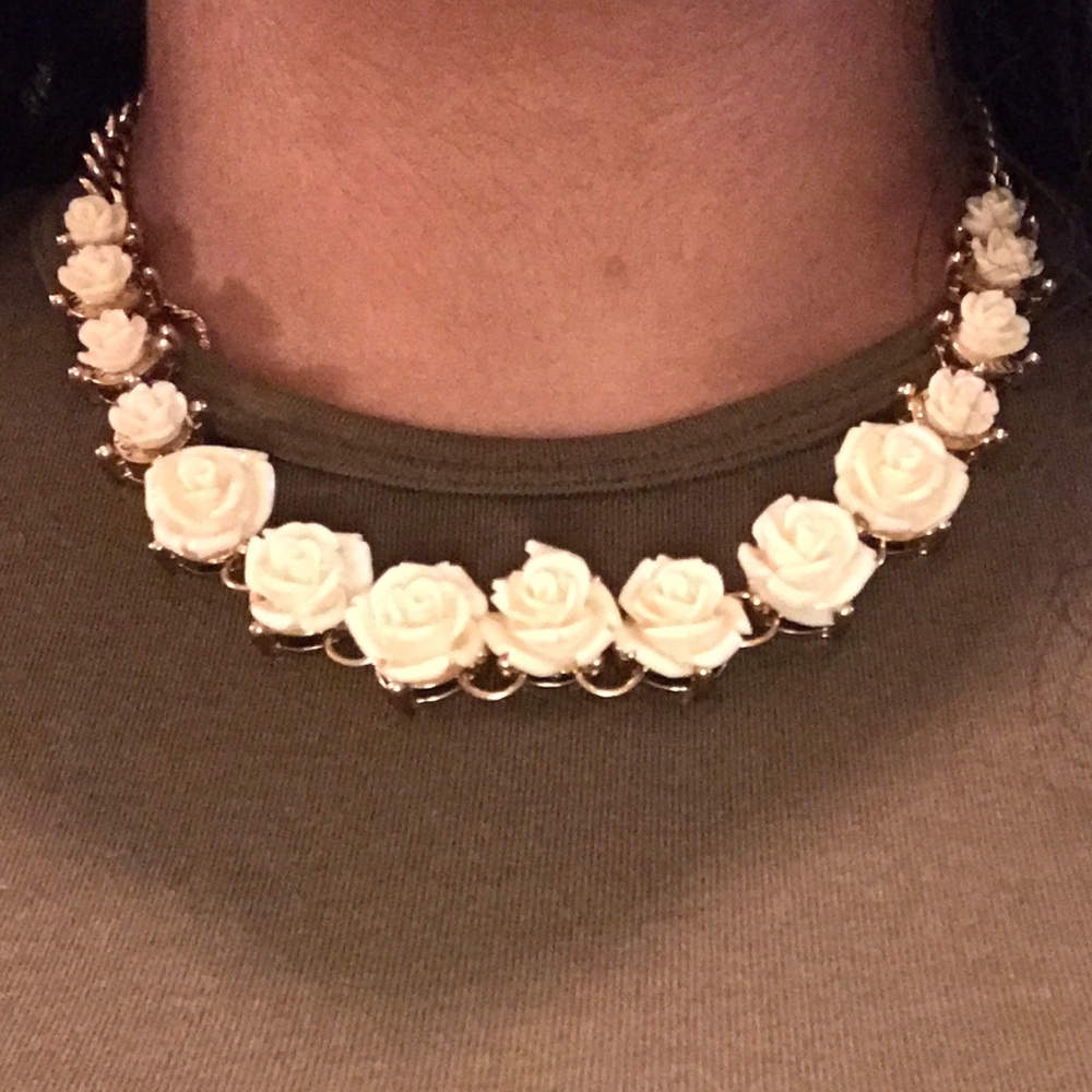 White Rose Necklace