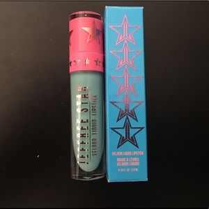 Jeffree Star Breakfast At Tiffanys Liquid Lipstick