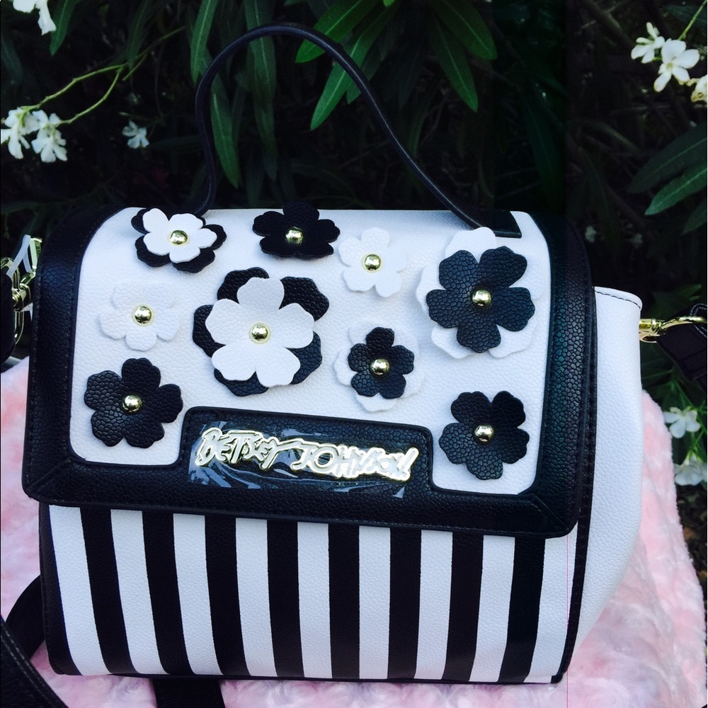 Betsey Johnson cross body bag