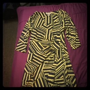 AA Studio Dress Size 14  women yellow and black