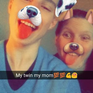 Meet your Posher, Zac