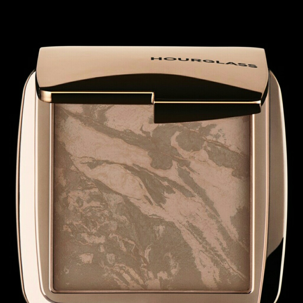 Hourglass Cosmetics Luminous Bronze Light
