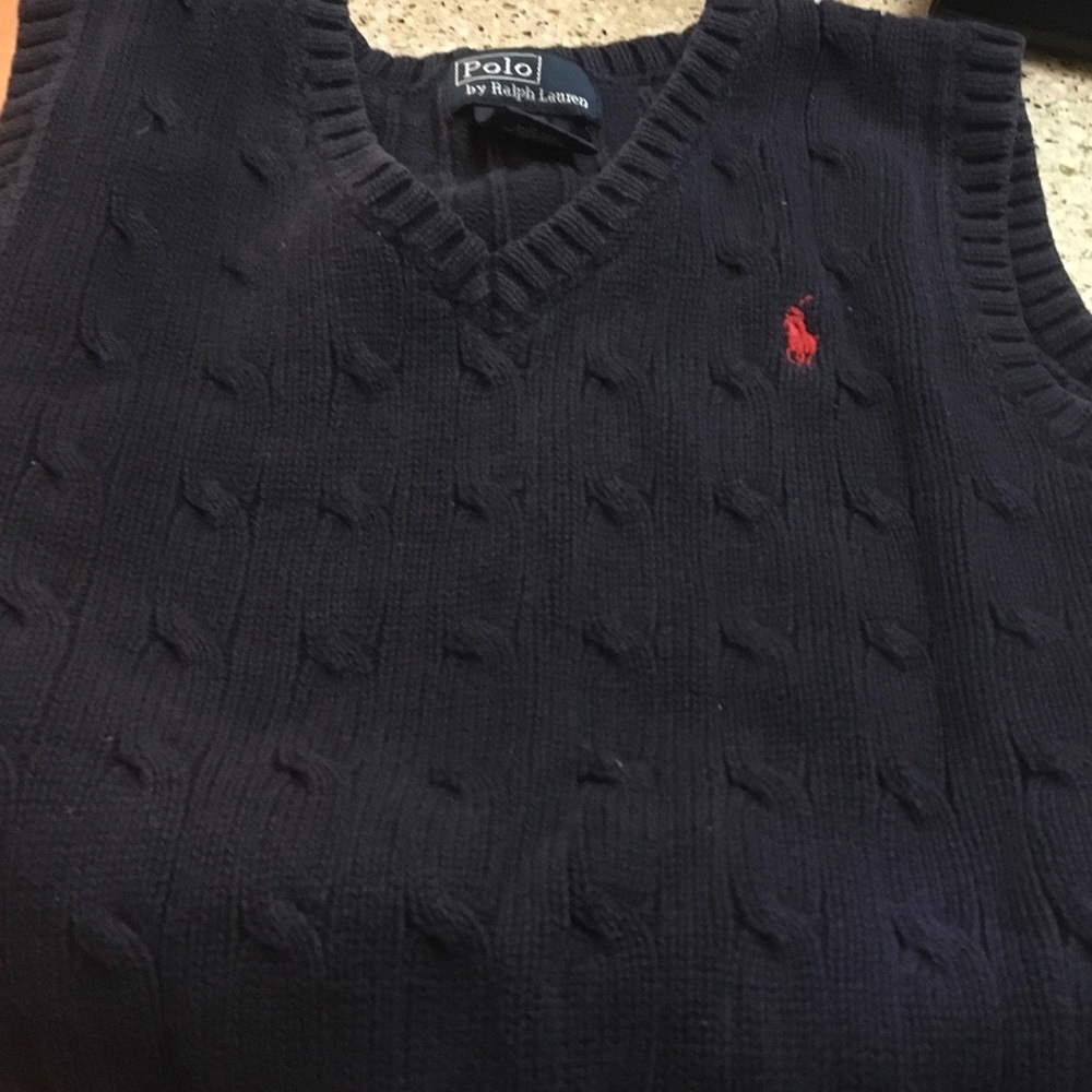 knitted vest