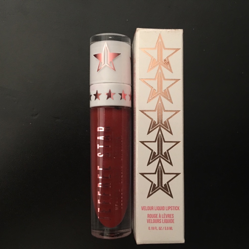 Jeffree Star Hoe Hoe Hoe Velour Liquid Lipstick