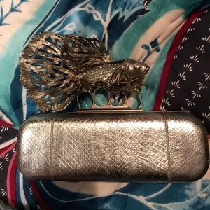 Mcqueen fish clutch