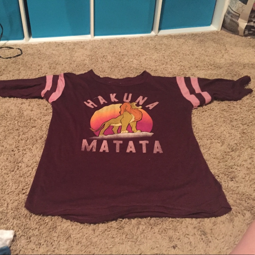 lion king shirt "Hakuna Matata"