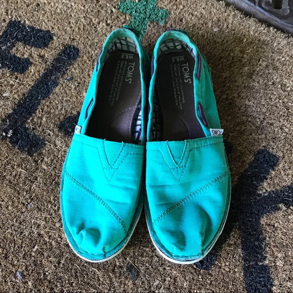 Bright Green Toms