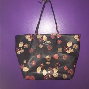Coach Shoulder Tote