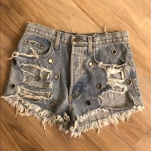 Carmar destressed jean shorts