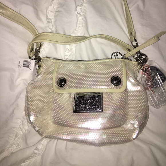 Coach Over the Shoulder Bag - Picture 1 of 4