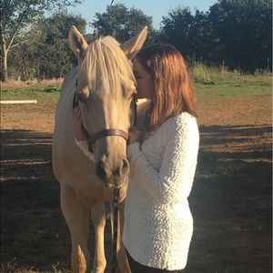 Meet your Posher, Alexis