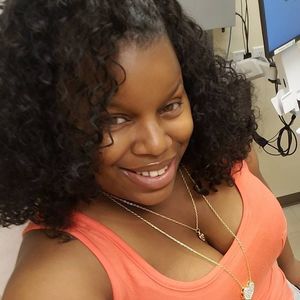 Meet your Posher, Lessie