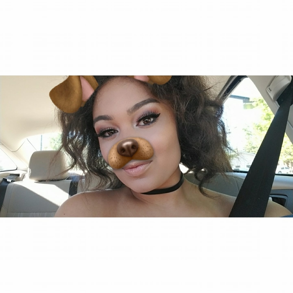 Meet your Posher, Tia